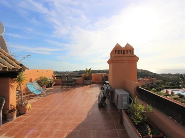 2 Bedroom Penthouse With A Private 360 Rooftop Terrace With Sea And Mountain Views Баия-де-Касарес Экстерьер фото